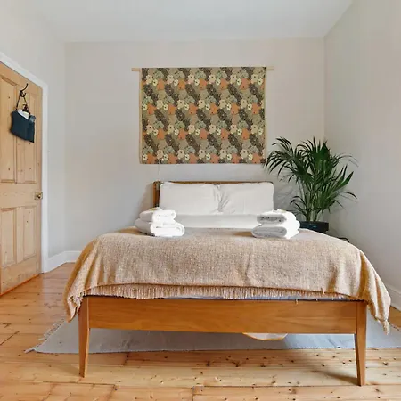 Pass The Keys Charming Family W Parking York